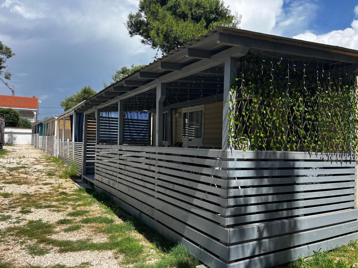 Dalmacia Mobile Homes And Caravans At The Beach Privlaka  Exterior foto